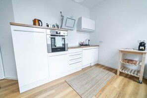 Réfrigérateur, four, plaque de cuisson, lave-vaisselle