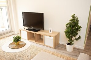 TV - FullHouse | Chemnitz | Rosenhof C6 | Zentrum (Chemnitz)