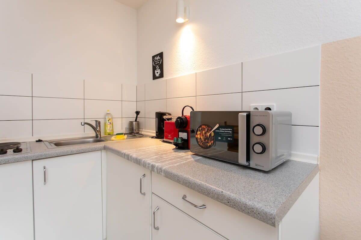 Frigorifero, macchina per tè/caffè, tostapane