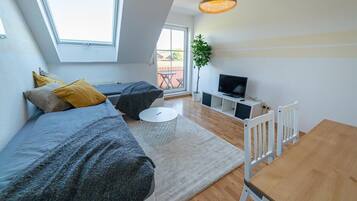 2 makuuhuonetta, Wi-Fi, vuodevaatteet