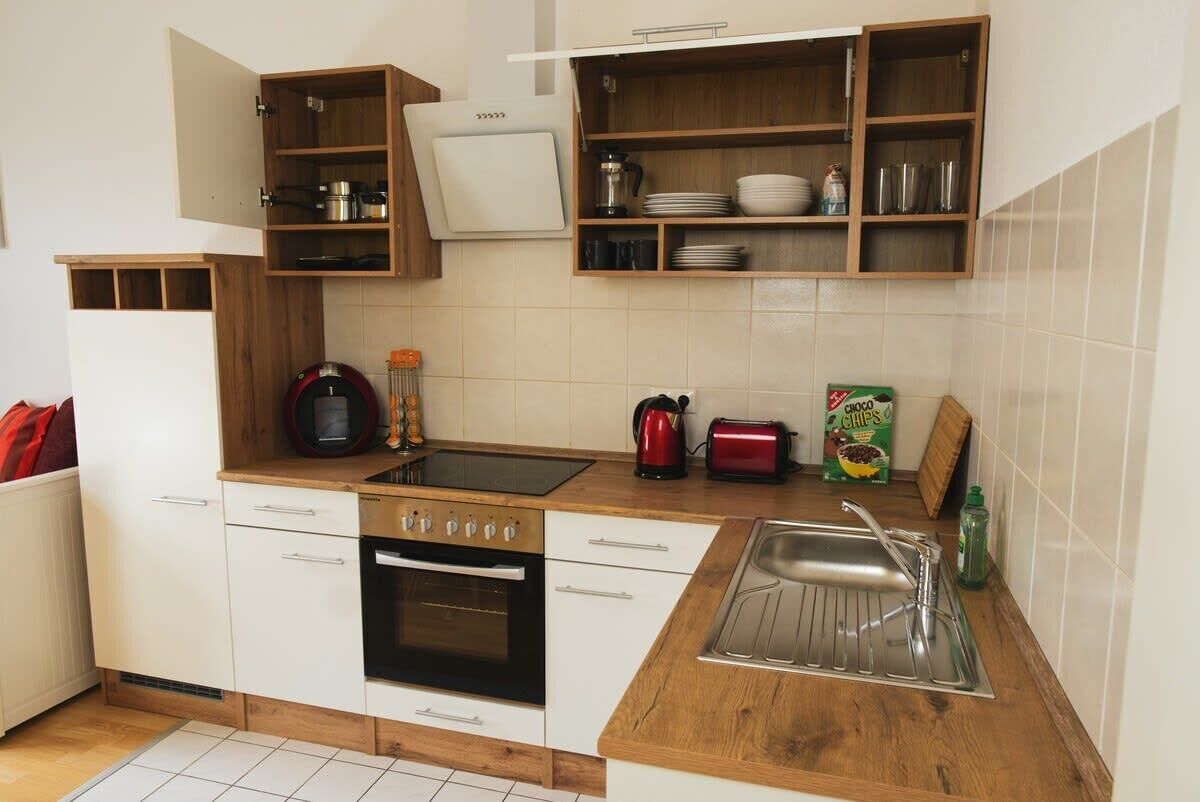 Kochgeschirr/Geschirr/Besteck