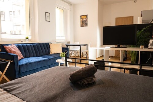 FullHouse | Halle | T28 Wolf Apt.