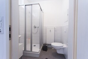 Dusj og hårføner