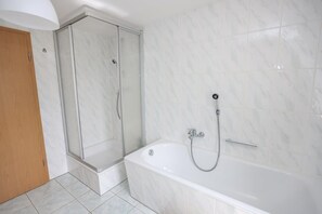 Dusche