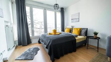 3 bedrooms, WiFi, bed sheets