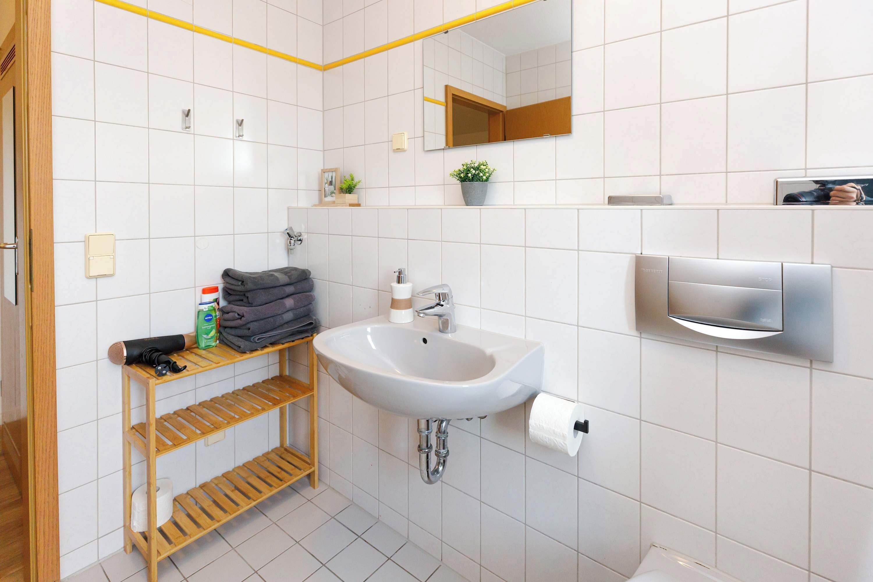 Dusche, Haartrockner, Handtücher