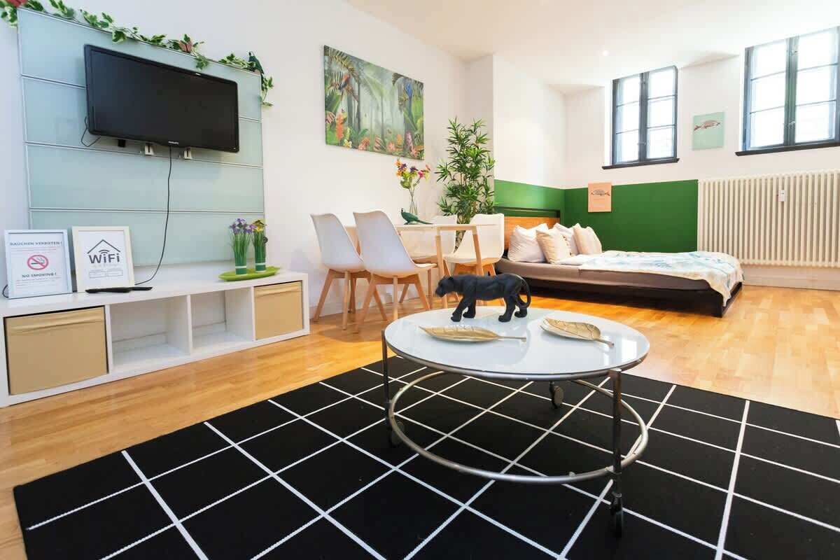 1 bedroom, WiFi, bed sheets