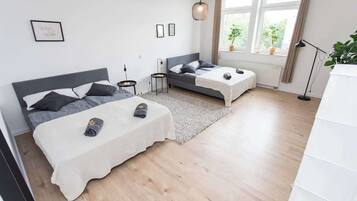 2 bedrooms, WiFi, bed sheets