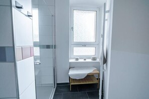 Een douche, een haardroger