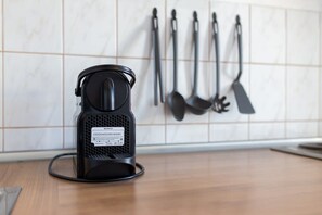 قهوة و/أو ماكينة صنع القهوة