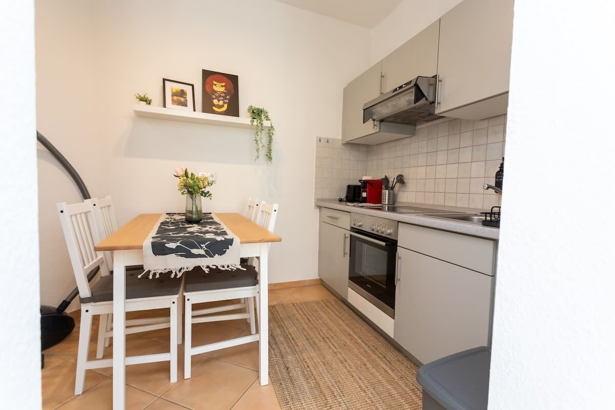 Fridge, stovetop, coffee/tea maker, toaster