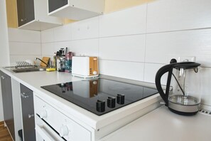 Mikrowelle, Kochgeschirr/Geschirr/Besteck