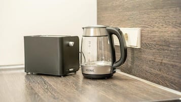 Kaffee und/oder Kaffeemaschine