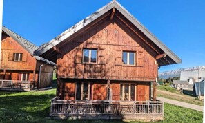 Exterior - Chalet Mki Foot of the Slopes (Les Deserts)