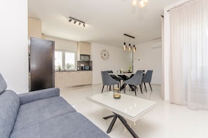 Apartment (A2) | Living room - Apartments Luxury Villa V2 With Rooftop (Vir)
