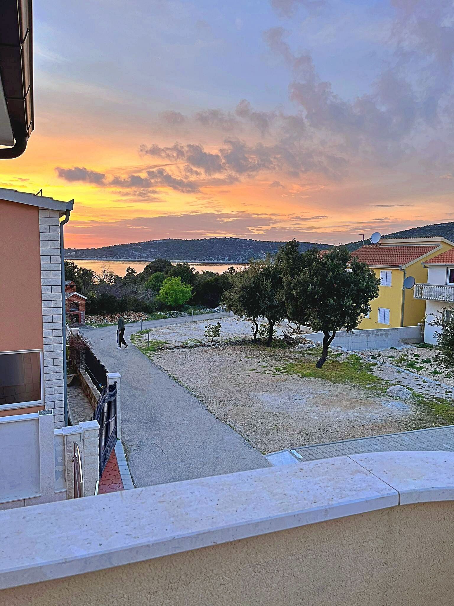 Vista al agua