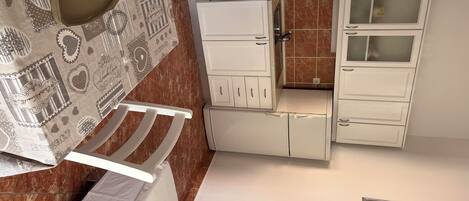 アパートメント (A1) | 専用キッチン | 冷蔵庫、電子レンジ、オーブン、コンロ