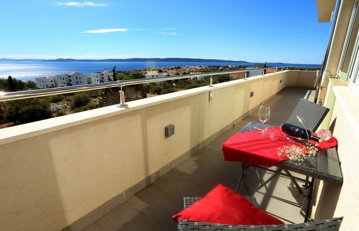 Apartment (A2) | Balkon