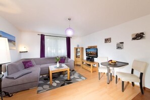 Smart TV, ping pong, stereo - Holiday apartment with 1 bedroom (Zirkow)