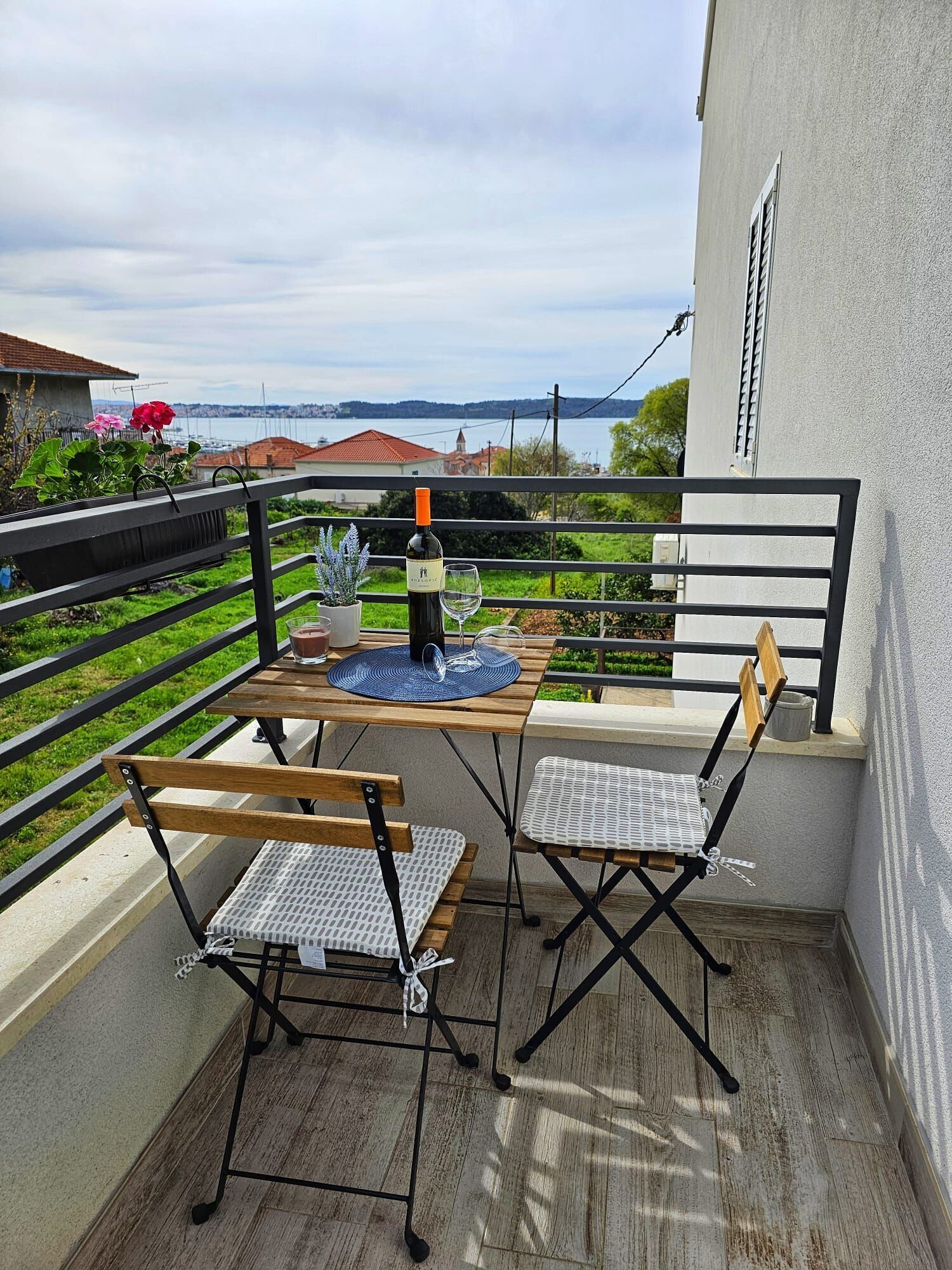 Phòng (S1) | Ban công