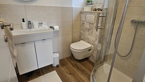 Bathroom - Room Ela (Seget)