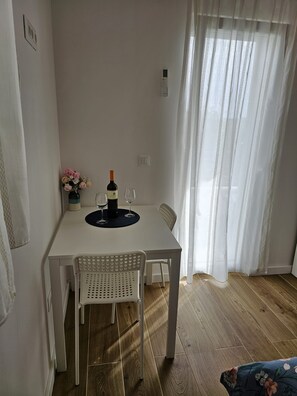 Phòng (S1) | Nội thất