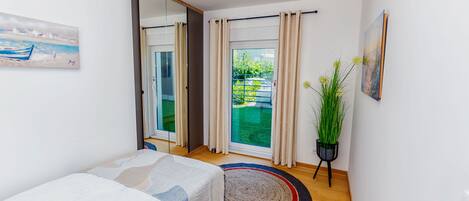 Căn hộ (A1) | Két bảo mật tại phòng, bàn ủi/dụng cụ ủi quần áo