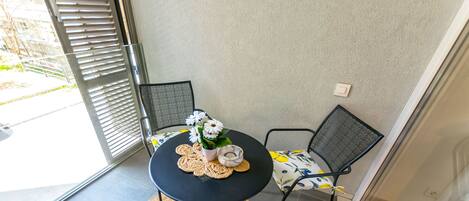 Apartment (A1) | Balcony