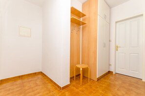 Apartamento (A3) | Entrada interior