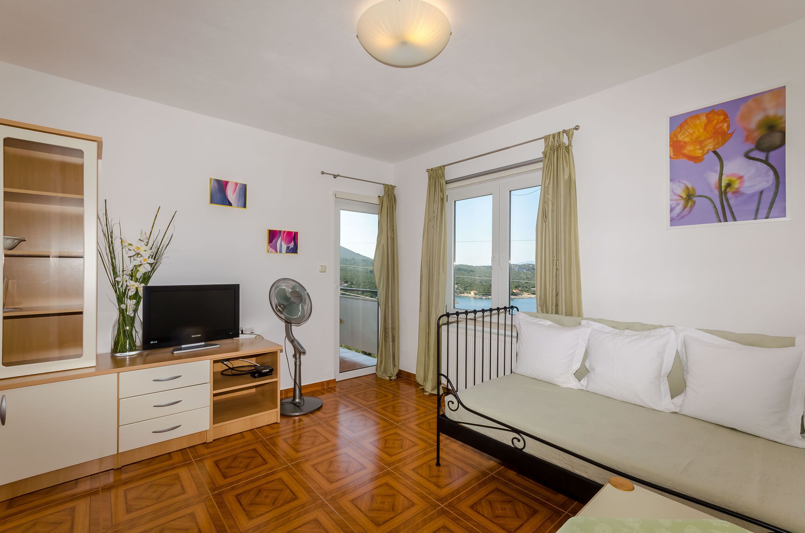 Apartment (A3) | Living room
