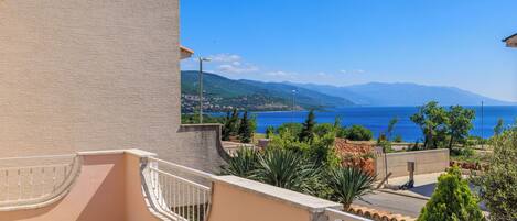 Huoneisto (A1) | Näkymä vedelle