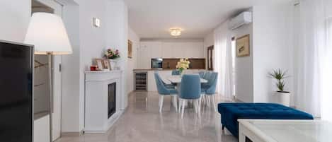 아파트 (A1) | 거실