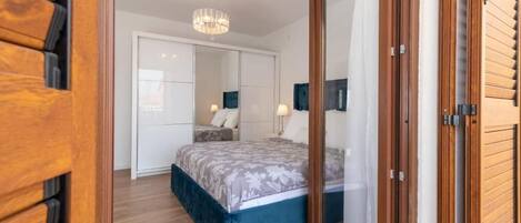 อพาร์ทเมนท์ (A1)