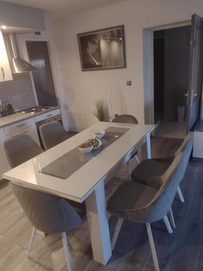 Dining - Apartment Amare (Sibenik)