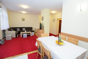 Apartment (A1) | Living room - Apartment XXL Apartments (Split)