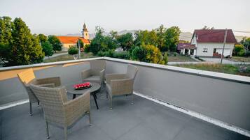 House | Balcony