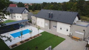 Exterior - House Evermore 3 (Lovinac)