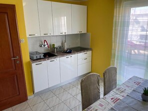 Apartment (A3) | Private kitchen - Apartments Apartments Mikulic (Rogoznica)