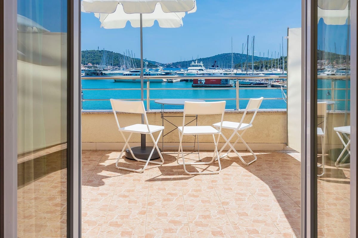 Apartment (A3) | Water view