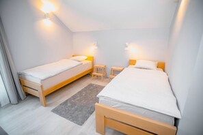 House | Free WiFi - House Evermore 4 (Lovinac)