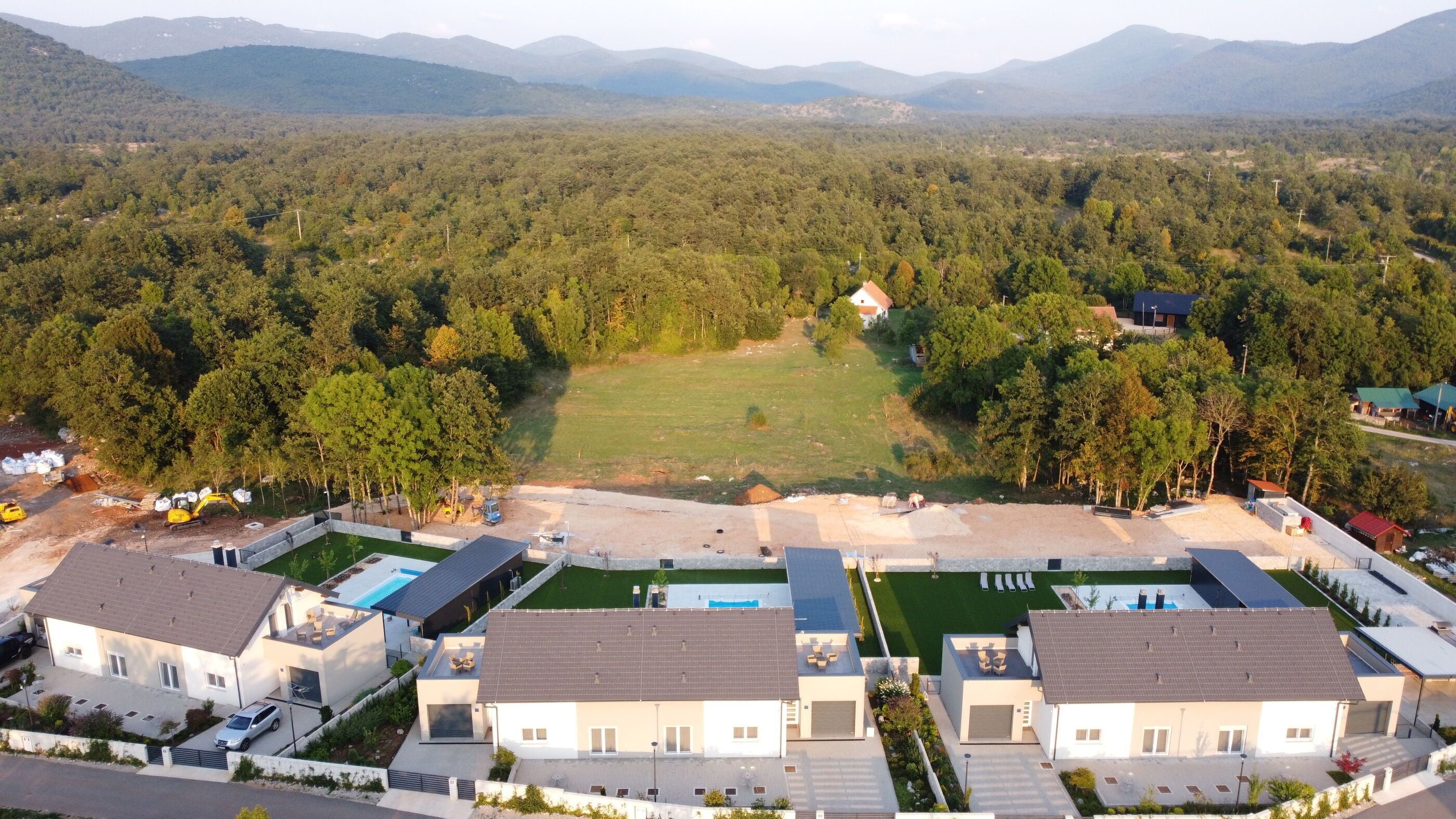 المنشأة من الخارج