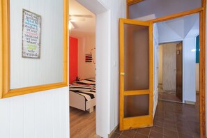 Apartment (A1) | Iron/ironing board, free WiFi - Apartment Colorful (Smokvica)