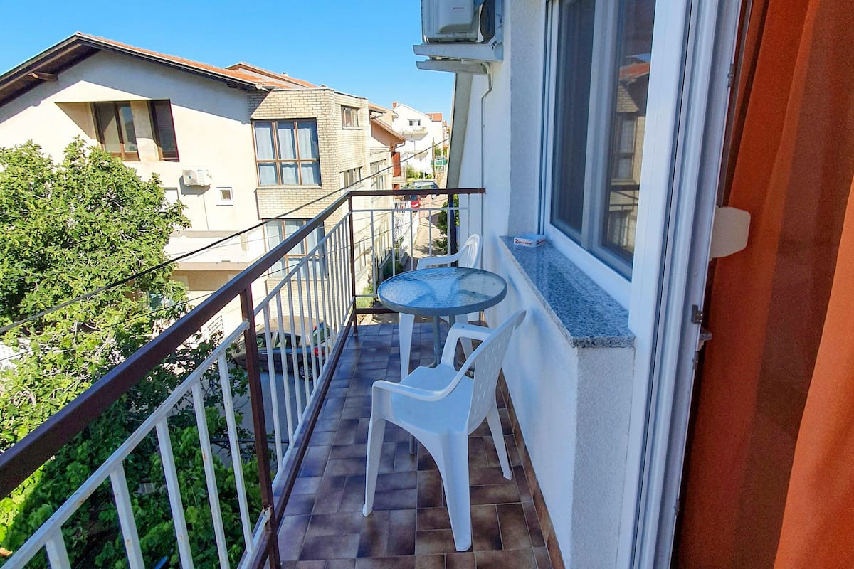 Phòng (S1) | Ban công