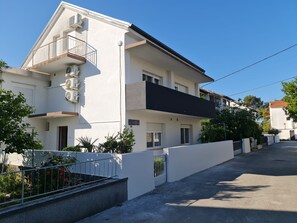 Exterior - Apartments and Rooms Jengic (Vodice)