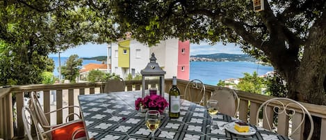 Apartment (A5) | Terrace/patio