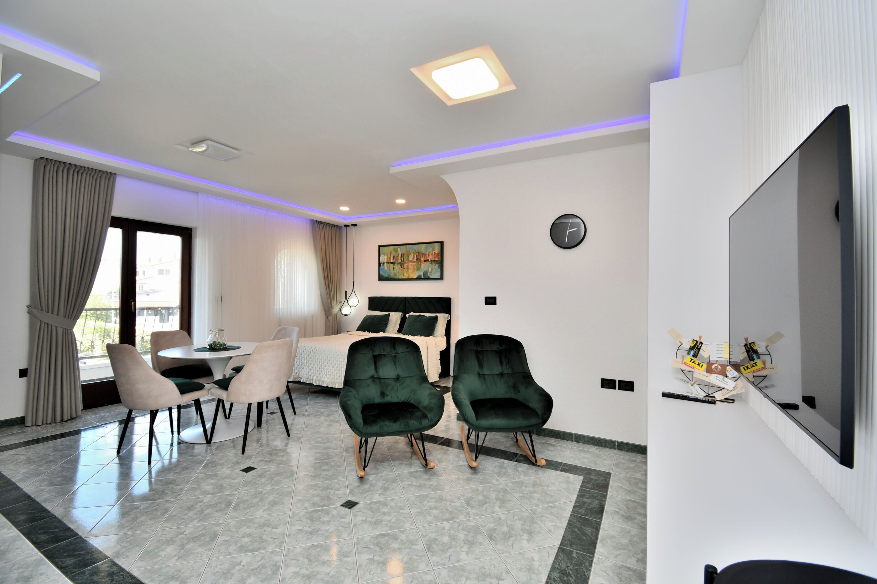 Studio (A1) | Interior