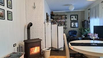 Apartment (A1) | Living room