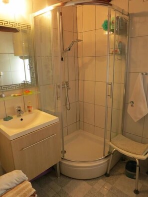 Apartment (A1) | Bathroom - Apartments Rose (Mali Losinj)