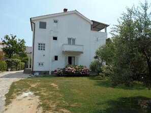 Building design - Apartment Ivanka (Rab)