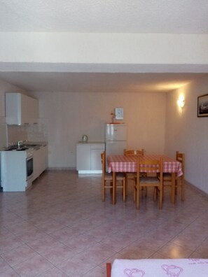 Private kitchen - Apartments More (Lastovo)